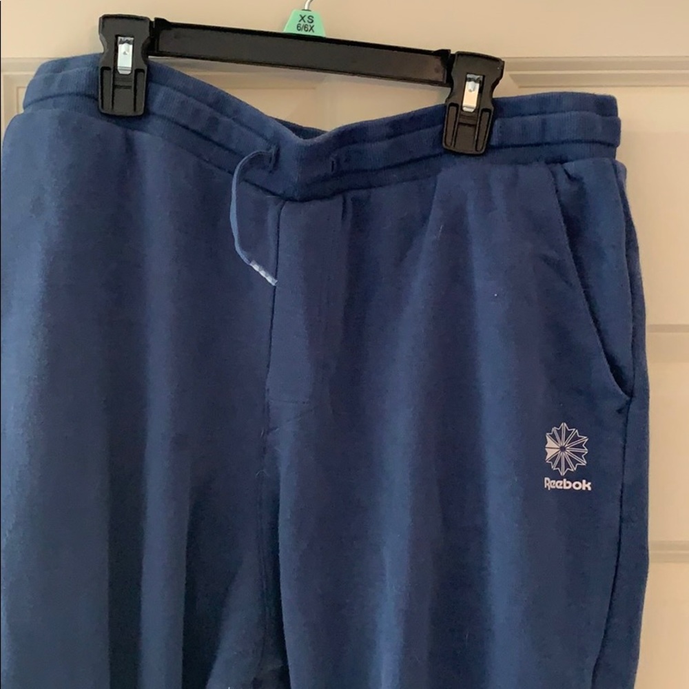 Women’s Reebok joggers - Picture 2 of 3